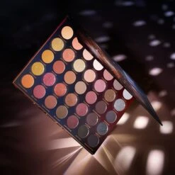Holiday Collection35XS No Silent Nights Artistry Palette -ArtDéco || Benefit || Bobbi Brown Winkel CH6Bh91040874 7 global