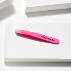 Tweezerman Mini Slant Tweezer Neon Pink -ArtDéco || Benefit || Bobbi Brown Winkel GcpKAG369199 2 global